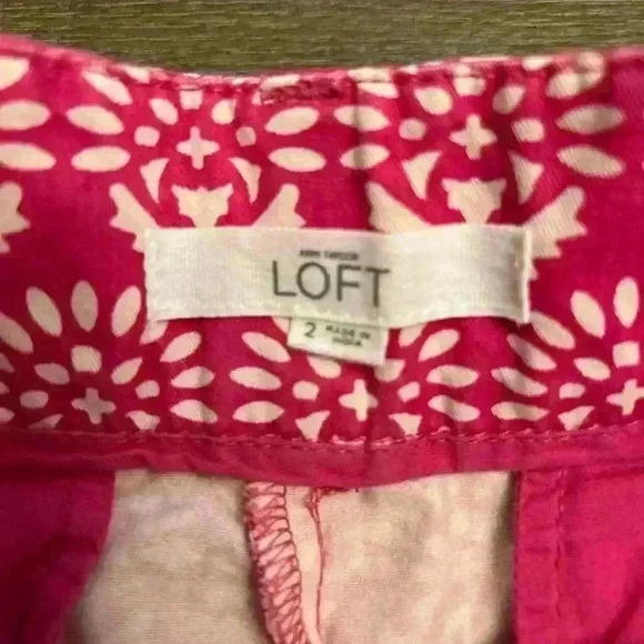 Ann Taylor LOFT shorts - Picture 2 of 3